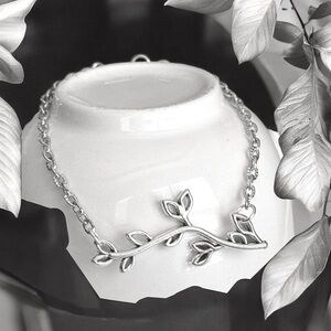 5 For $25💫Silver Branch Bracelet